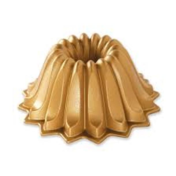 FORMA LOTUS BUNDT NORDIC WARE 84177 NW